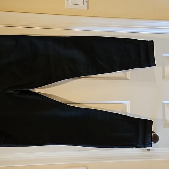 SO NWT Black low rise jeggings in size 22/40W - Picture 2 of 10